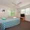 Alderly 8 Coastal Cove Retreat