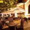 Hotel Chinar