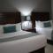 Foto: Hotel Suites Mexico Plaza Campestre 38/47