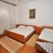 Apartments with parking space Sumpetar, Omis - 950