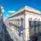 Charming Apartment in the City Center by Wonderful Italy