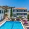 Dias Hotel & Apts
