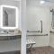Holiday Inn & Suites College Station-Aggieland by IHG