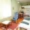 Apartment Sucuraj 4029e