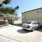Apartments and rooms with parking space Makarska - 6767
