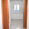 Apartments by the sea Milna, Vis - 8946