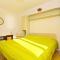 Apartment Tvrdni Dolac 4008c