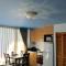 Holiday Surf Hotel (with full kitchen)