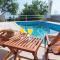 Foto: Family friendly house with a swimming pool Kotisina, Makarska - 6809 19/20