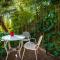 Villa Carmen Rooms & Apartments