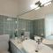 Camelias cozy place
