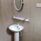 Yals Town Inn