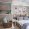 Harbour Bridge Suite 220