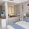 Harbour Bridge Suite 220