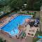 Chateau-camping la Grange Fort, 63500 Les Pradeaux