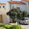 Foto: Apartments by the sea Postira, Brac - 5660