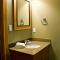 Foto: Pinnacle Ridge Chalets by Fernie Lodging Co 7/41