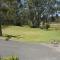 Tabourie Lake Motor Inn