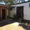 Golden Country Motel and Caravan Park