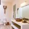 Tamoa Boutique Hotel