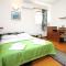 Apartments with parking spaces Zrnovska Banja, Korcula - 9226