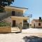 Foto: Holiday house with a swimming pool Kastel Novi, Kastela - 11122 6/23