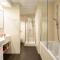 iQ Hotel Roma