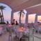 Hari Club Beach Resort