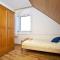 Apartments by the sea Promajna, Makarska - 2588