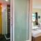 J.Holiday Inn Krabi