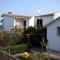 Apartments by the sea Necujam, Solta - 5162