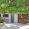 Apartments by the sea Mirca, Brac - 732