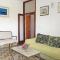 Apartments by the sea Mirca, Brac - 732