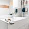 Classy and Stylish private apartment at Acropolis Museum Metro Station - Atény