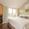 8 Dyer Hotel