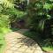 La Mer Apartments - 10 mins Drive to Candolim Beach - 20 mins from Panjim