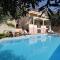 Villa Iris