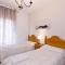 Pension Mesones Pension Mesones