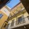 COSY APARTMENT 2 MINUTES FROM DUOMO