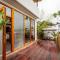 Dan’s Sea Guest House Hangzhou