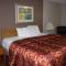 Coratel Inn and Suites Maple Grove - مابل غروف