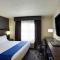 Holiday Inn Express Hotel & Suites Meadowlands Area, an IHG Hotel - Carlstadt