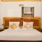 Hotel White House
