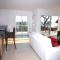 Stunning 2 Bed Apt on the seafront of Cannes in a high class secure building with swimming pool 463 - Cannes