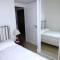 Stunning 2 Bed Apt on the seafront of Cannes in a high class secure building with swimming pool 463 - Cannes
