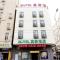 Foto: Motel Qingdao Railway Station Square 23/23