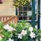 Ellis House Bed & Breakfast