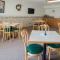 River Valley Inn & Suites - Osceola