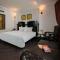 Hanoi Center Silk Premium Hotel & Spa & Travel