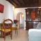 Historic Center - Elegant Apartment with Charming Antiques - Raffaello Inn